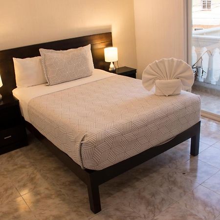 Hotel Shaddai Playa del Carmen Esterno foto