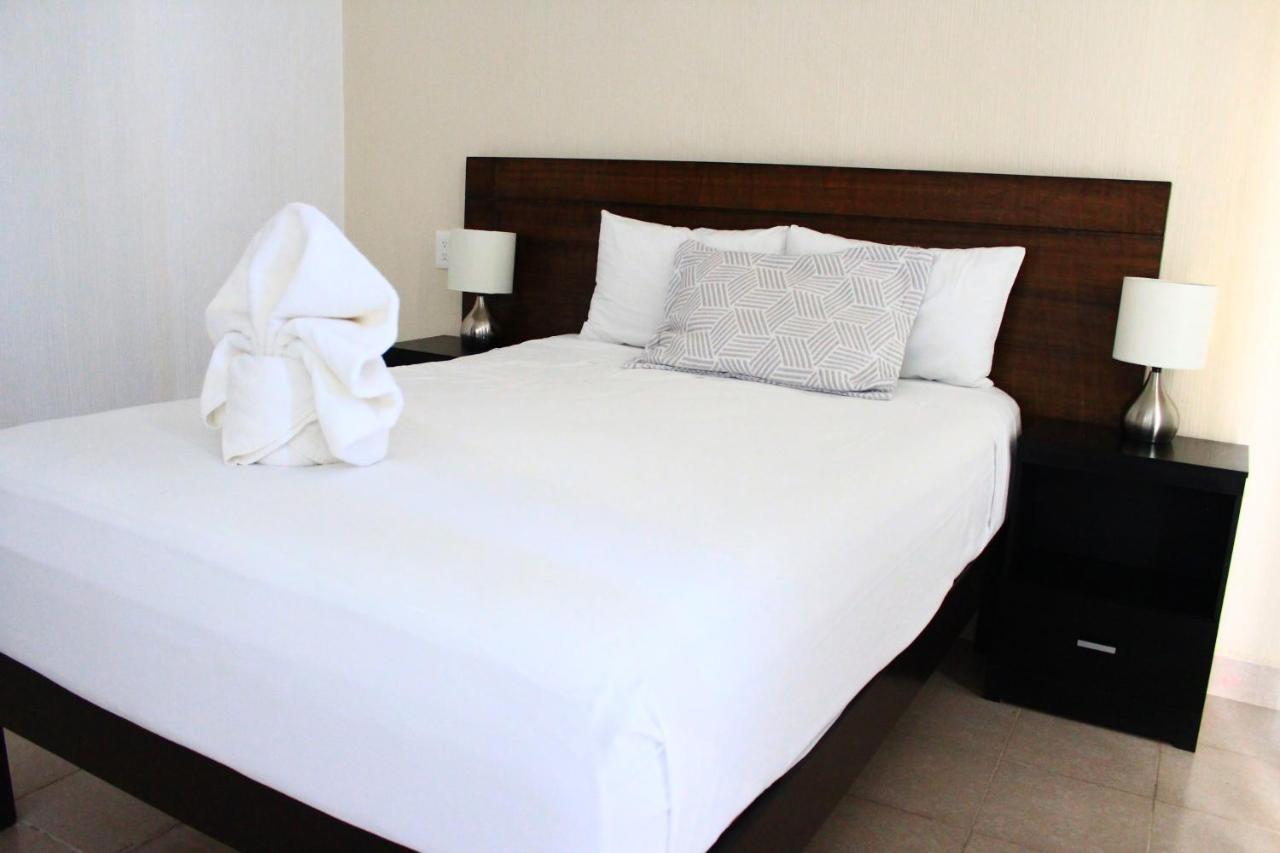 Hotel Shaddai Playa del Carmen Esterno foto